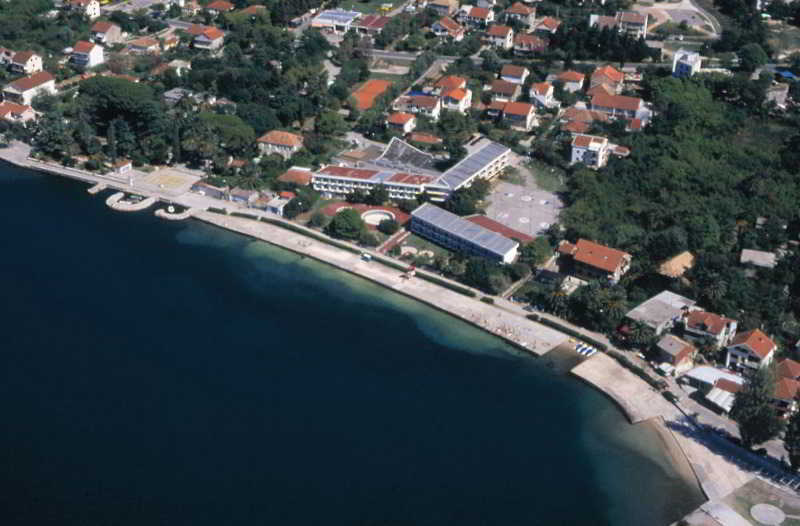 Hotel Kamelija Tivat Exterior photo